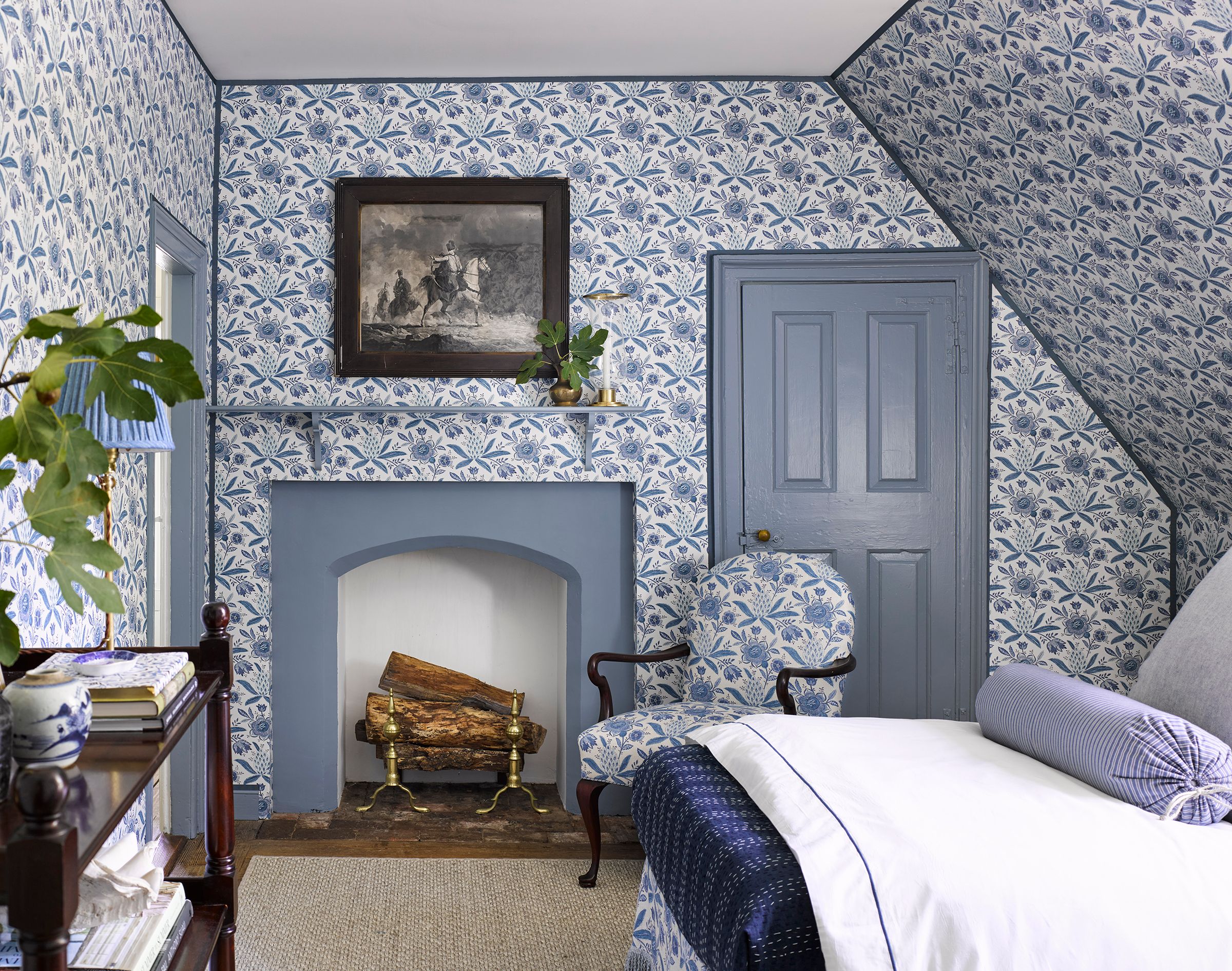 Victorian wallpaper installation Queen Anne Seattle